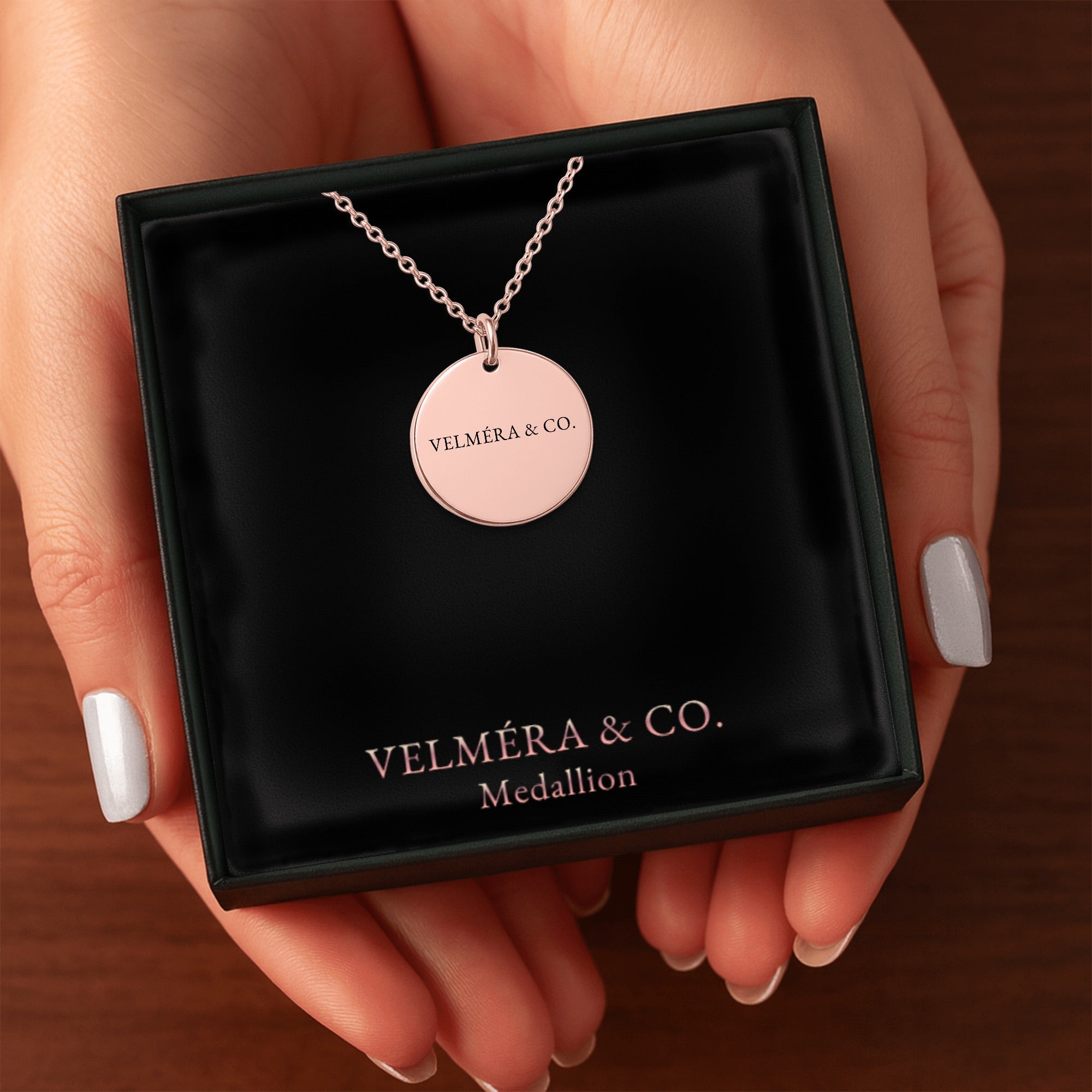 Velméra Medallion Necklace, 18K Rose Gold Plated