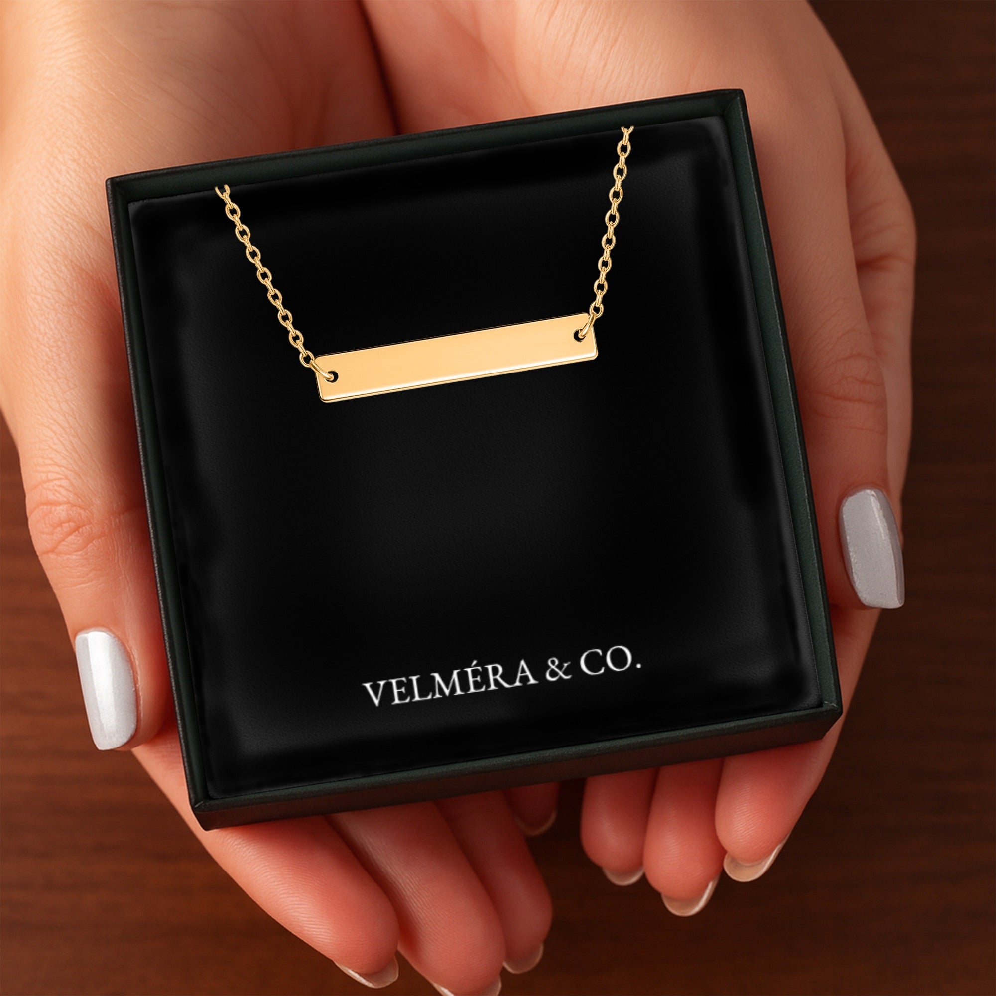 Line Silhouette Necklace, Gold